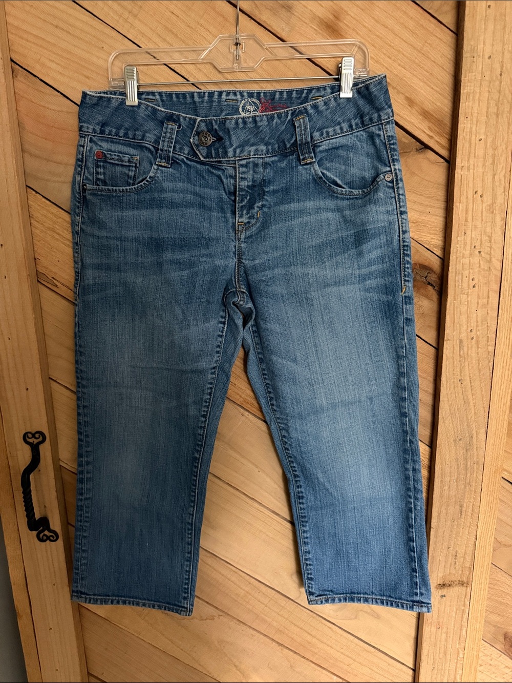 GAP Women's Medium Blue Cropped Denim Jeans